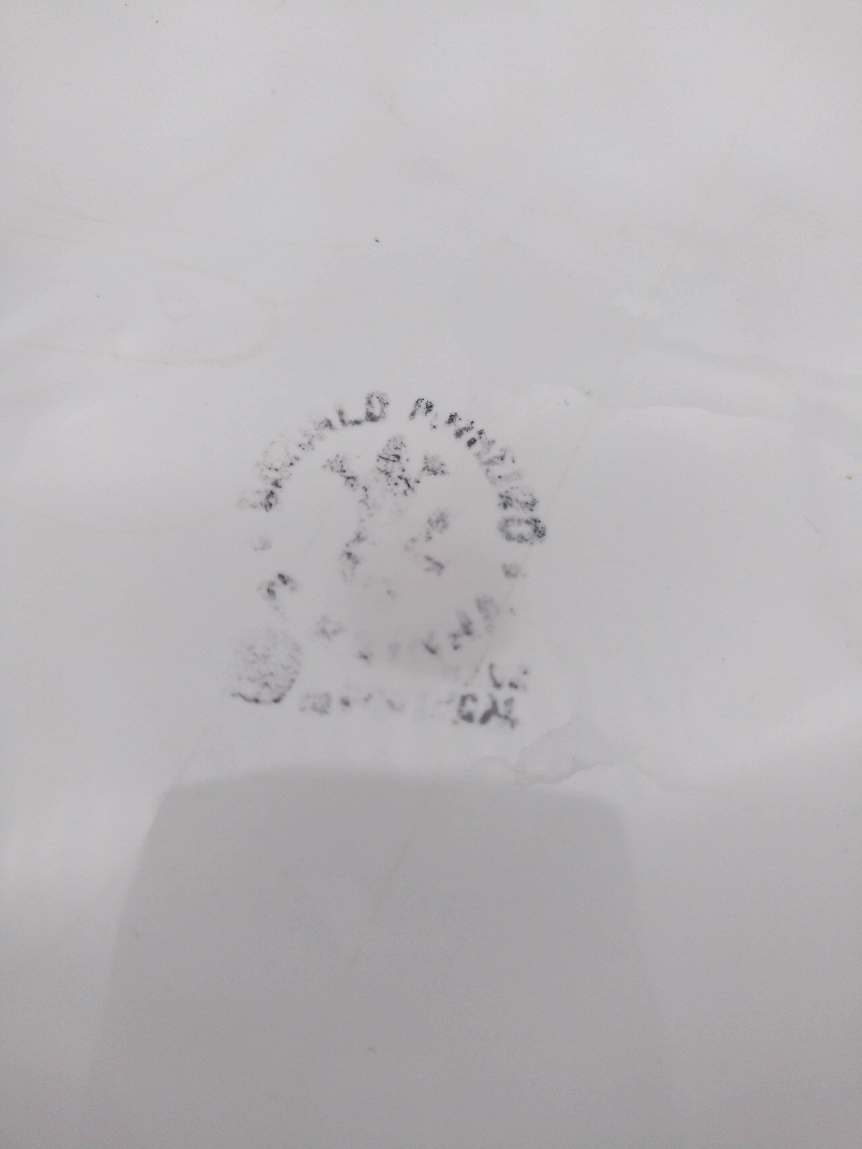 Fruit basket with lid. Enameled barbotine. Large model. Bordallo Pinheiro