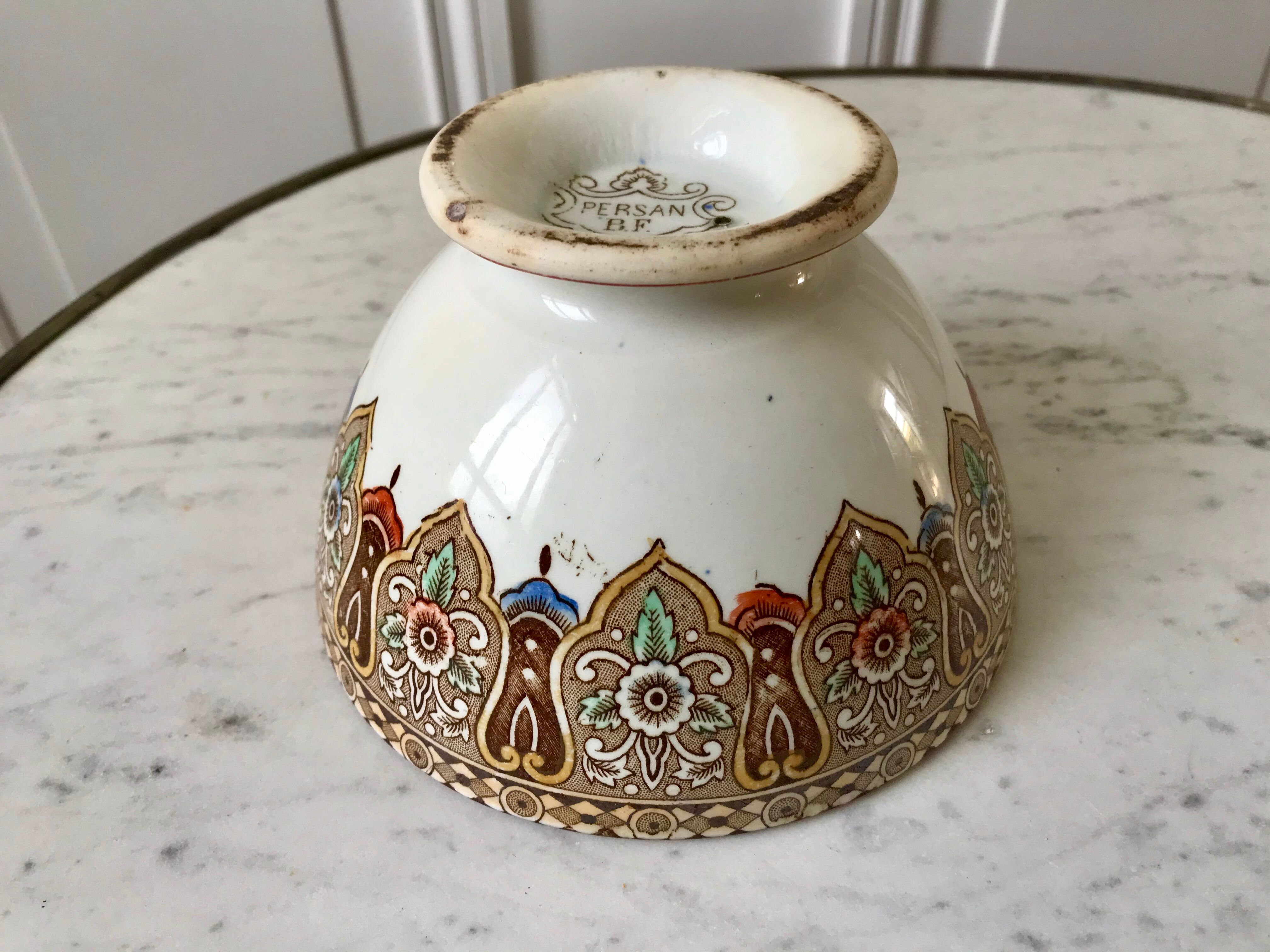 Bowl in iron earth model "persian" late nineteenth