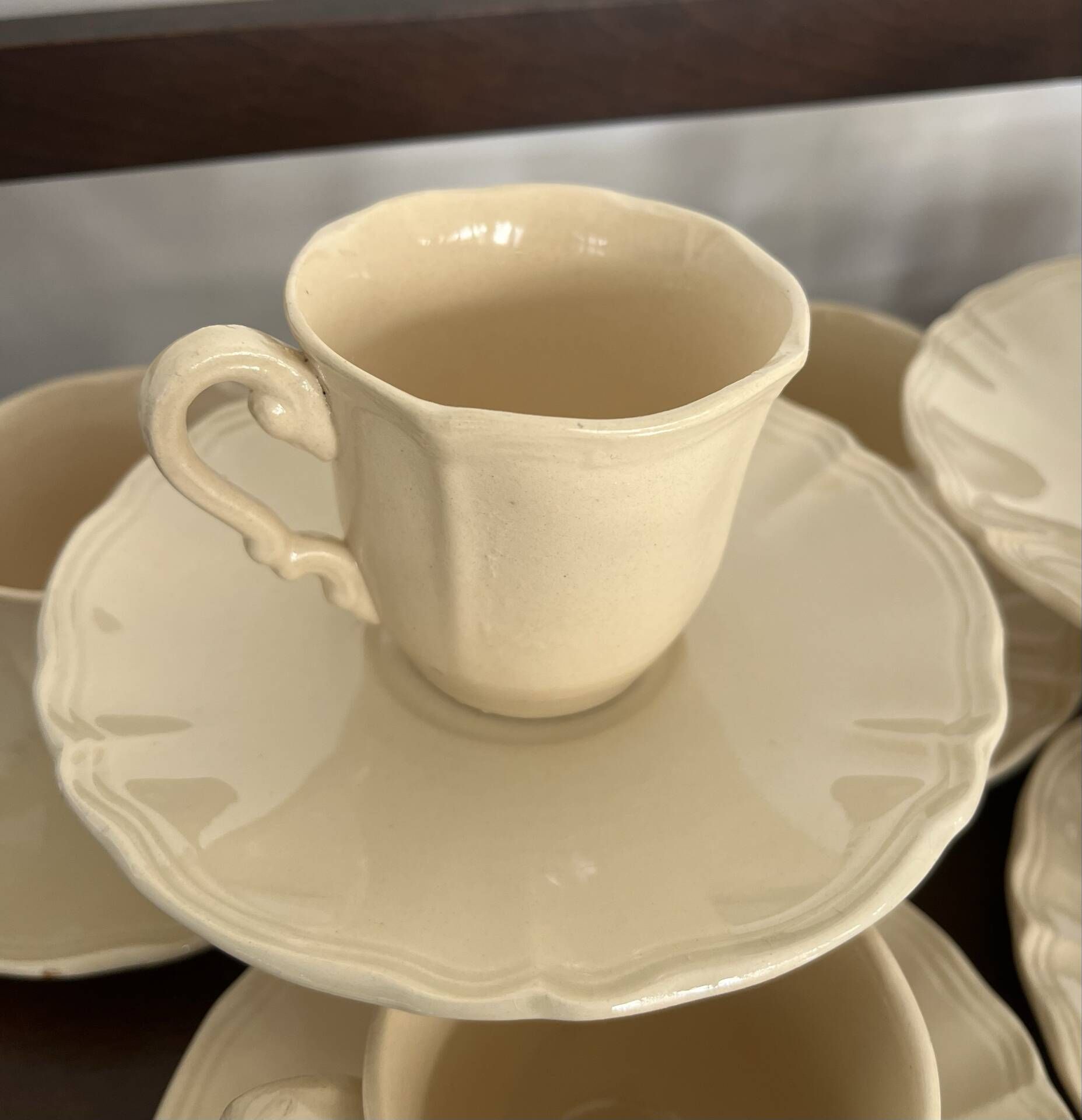 Ivory ribbed café service 7 cups Sarreguemines