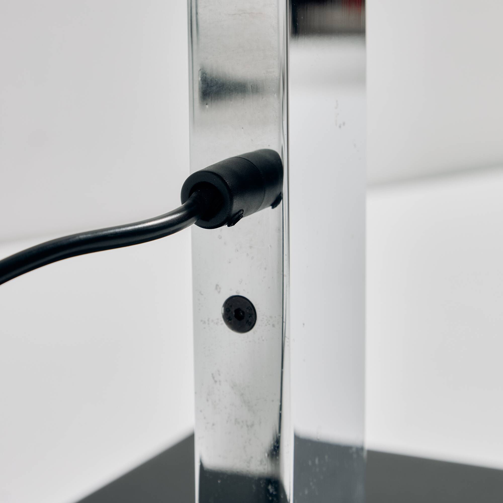 Cubic-S floor lamp by Lightnet