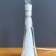 Lampe de table en verre blanc, années 60