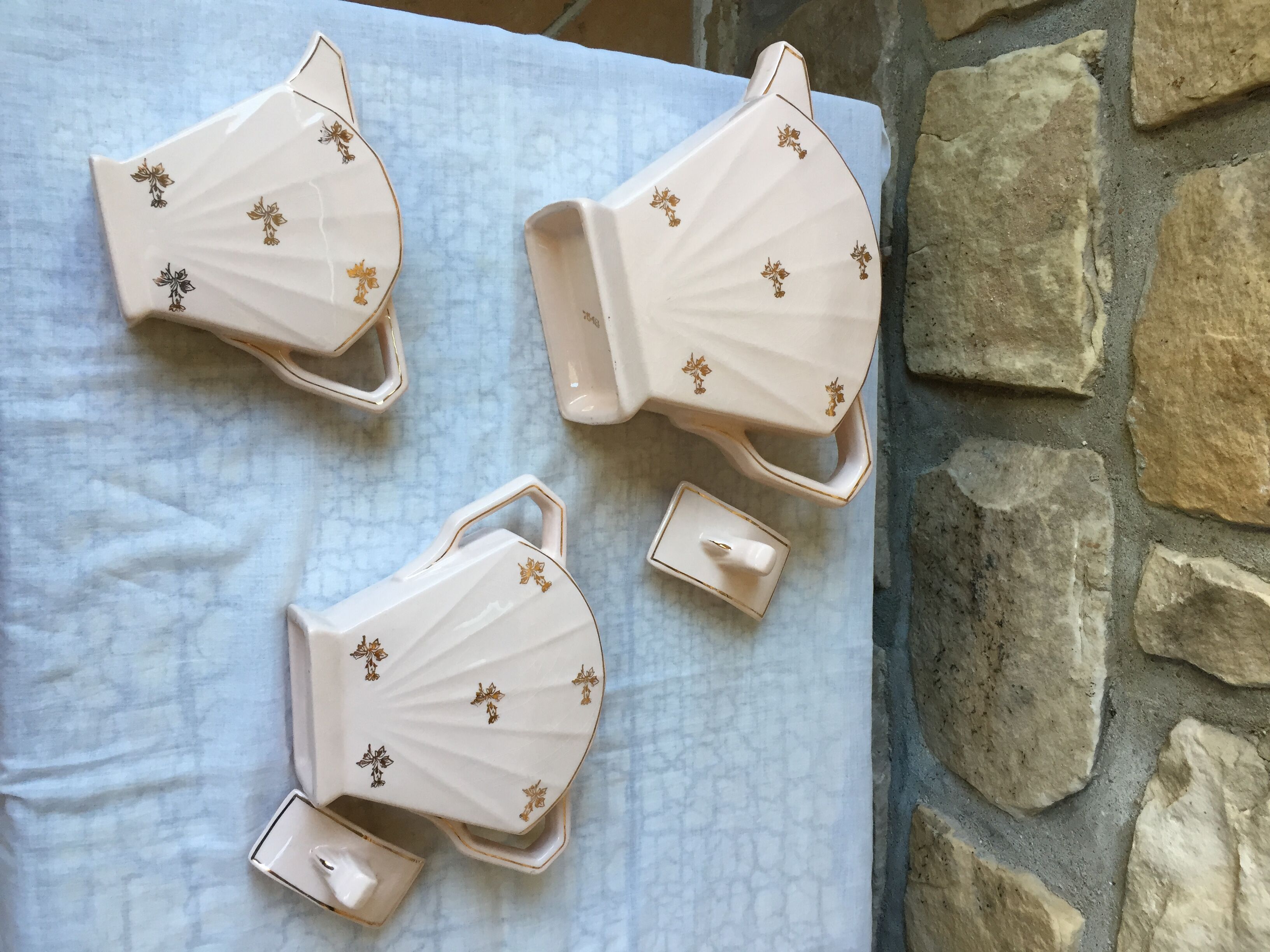 Art deco coffee service in rosé earthenware