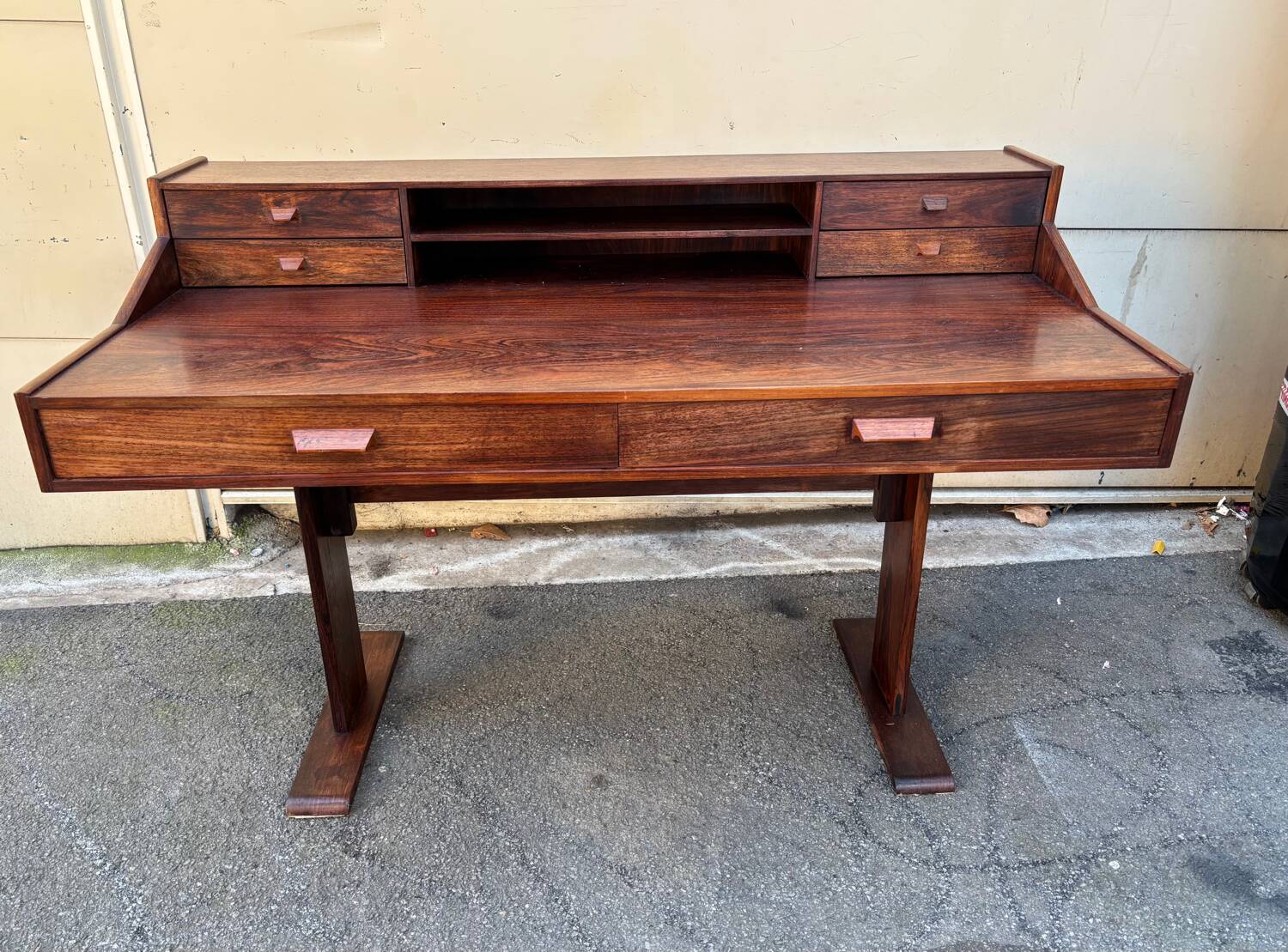 Bureau en palissandre années 60