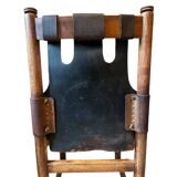 Deux chaises en cuir des années 1970