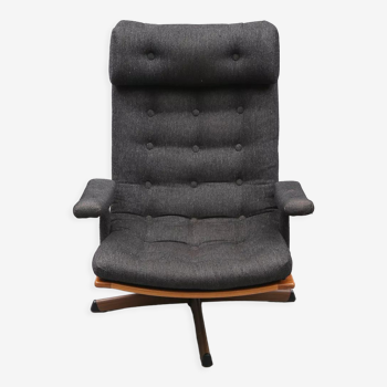 Fauteuil pivotant du milieu du siècle dernier de Gote Mobler, années 1960