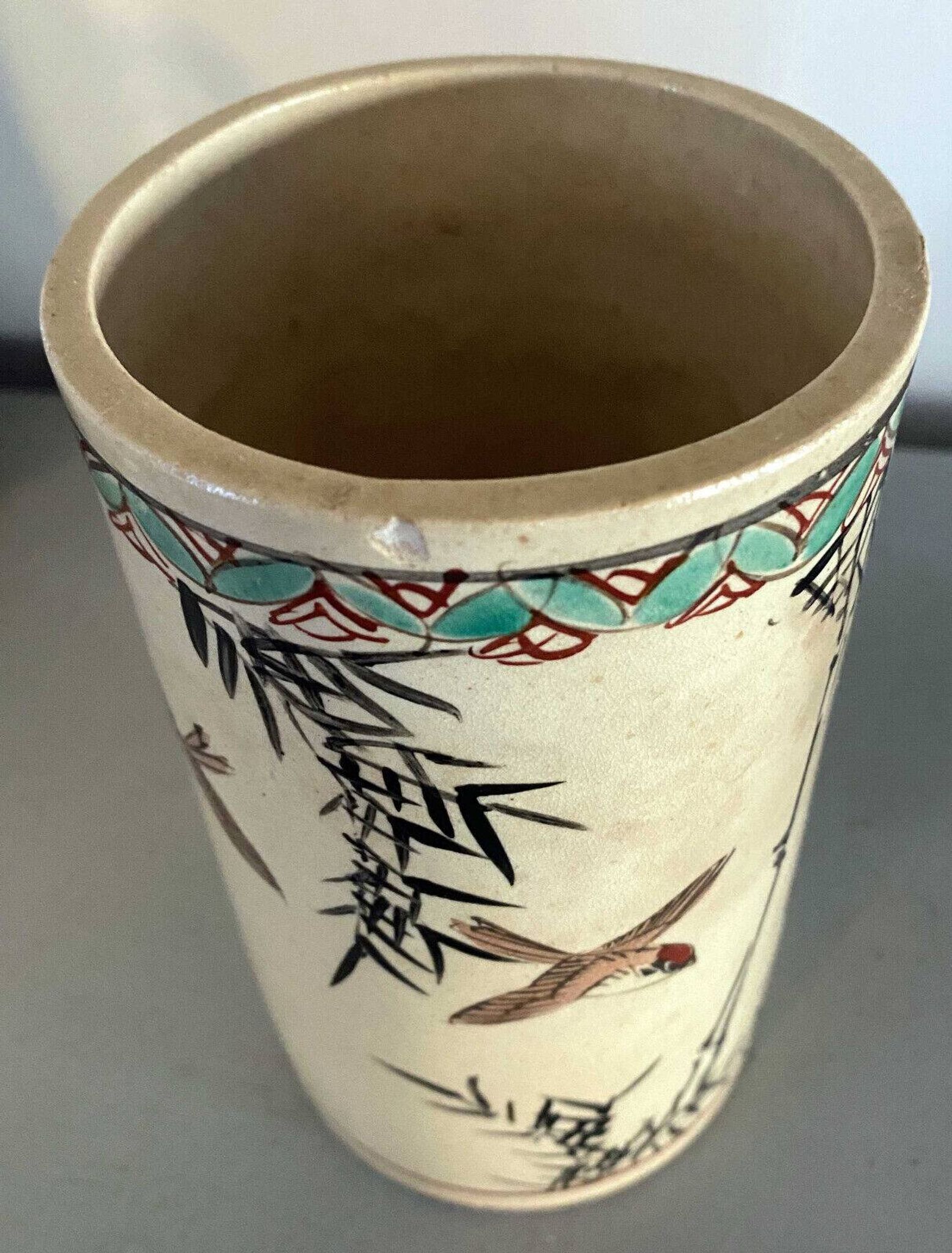 Roller Vase Brush pot with ceramic bird motifs Signed China