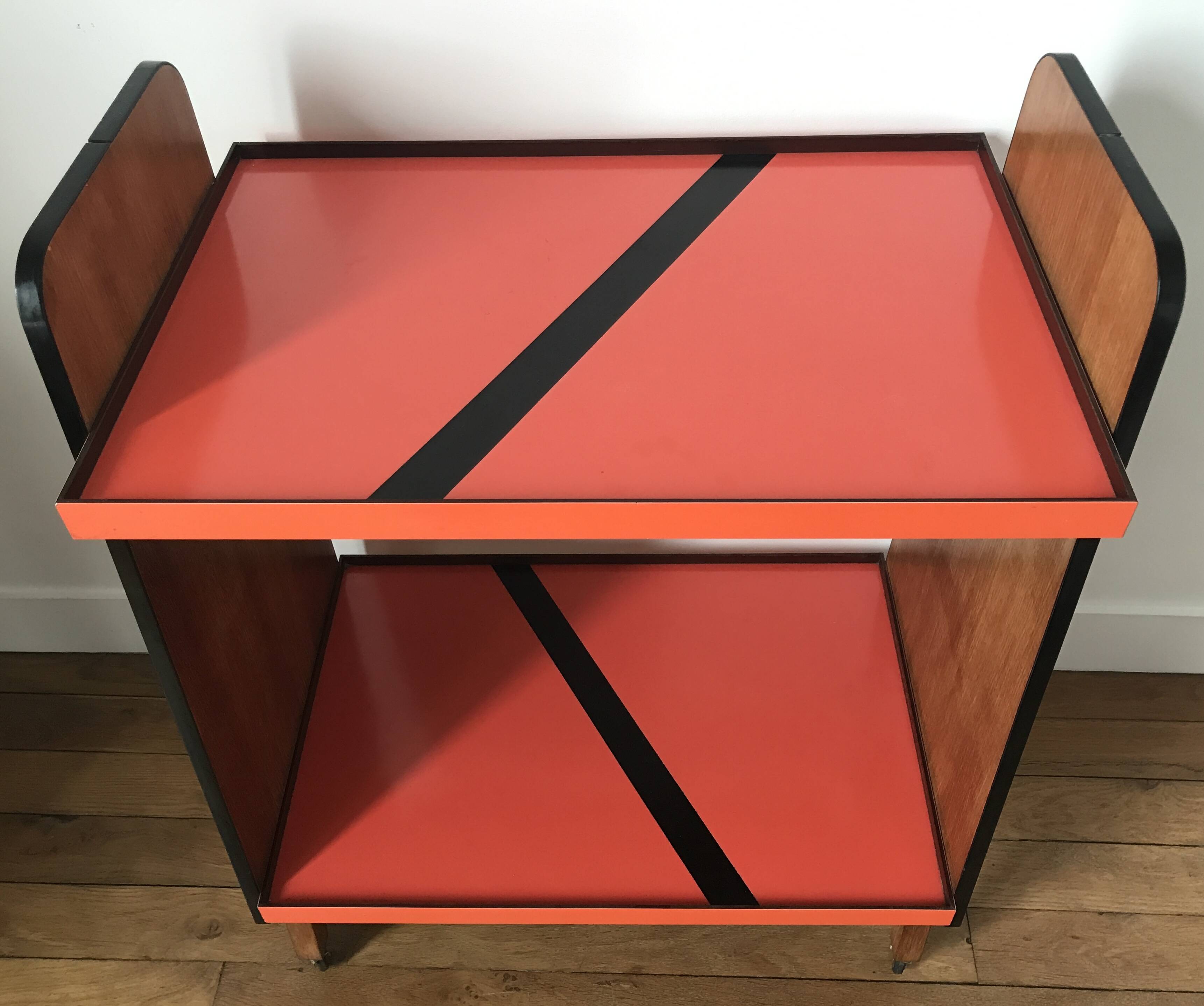 Desserte vintage orange, pieds en équerre et montants bois, années 60