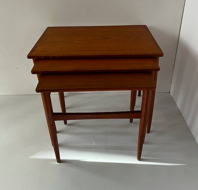 Table gigogne en teck Gelsted Denmark