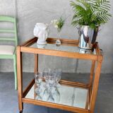 Mirrored rolling table