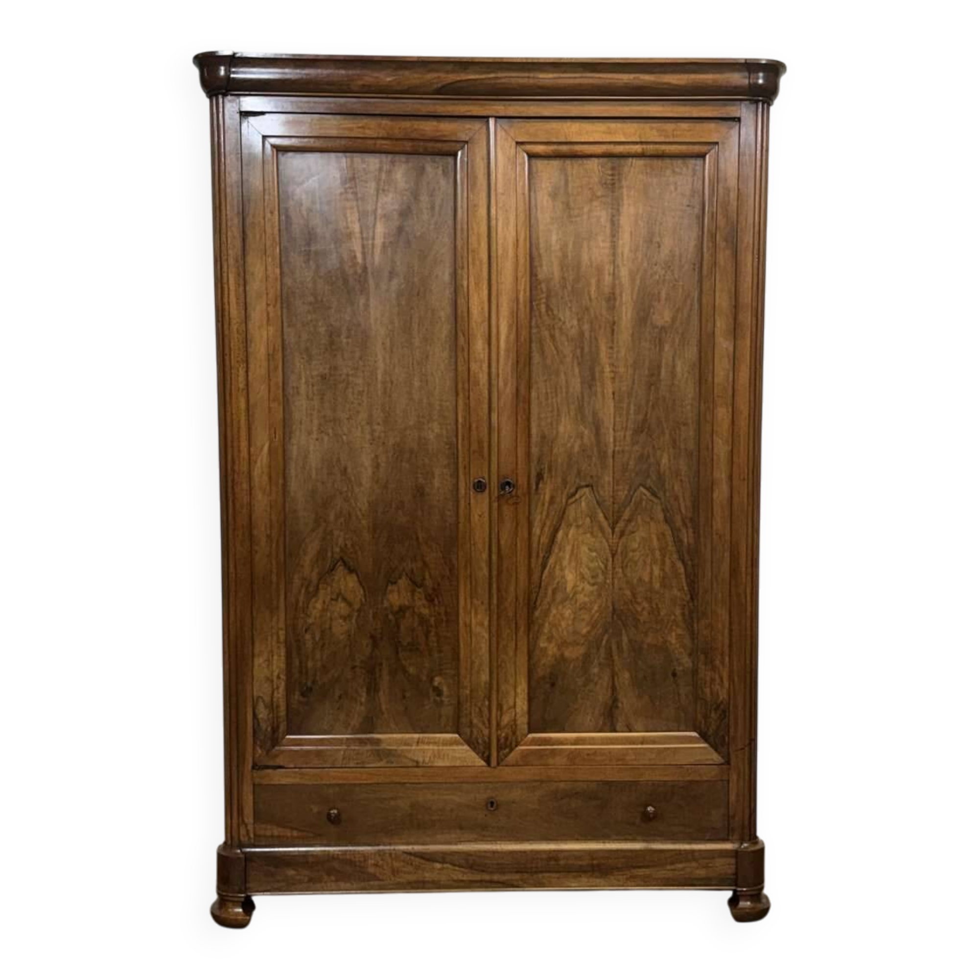 Armoire en noyer 19ème