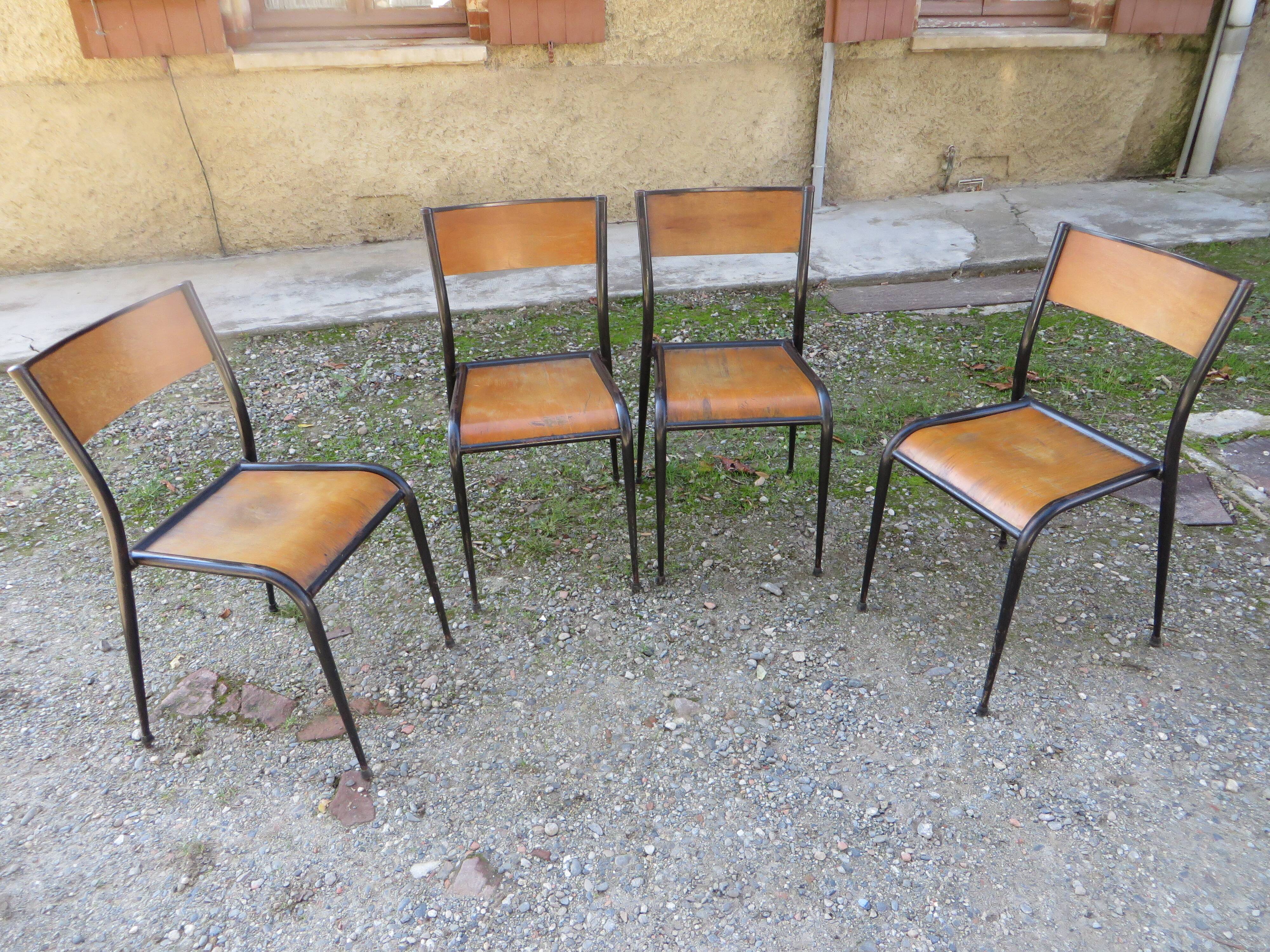 Series of 4 chairs Mullca school model 510 tapered feet 1950