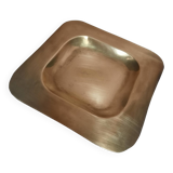 Brass tidy