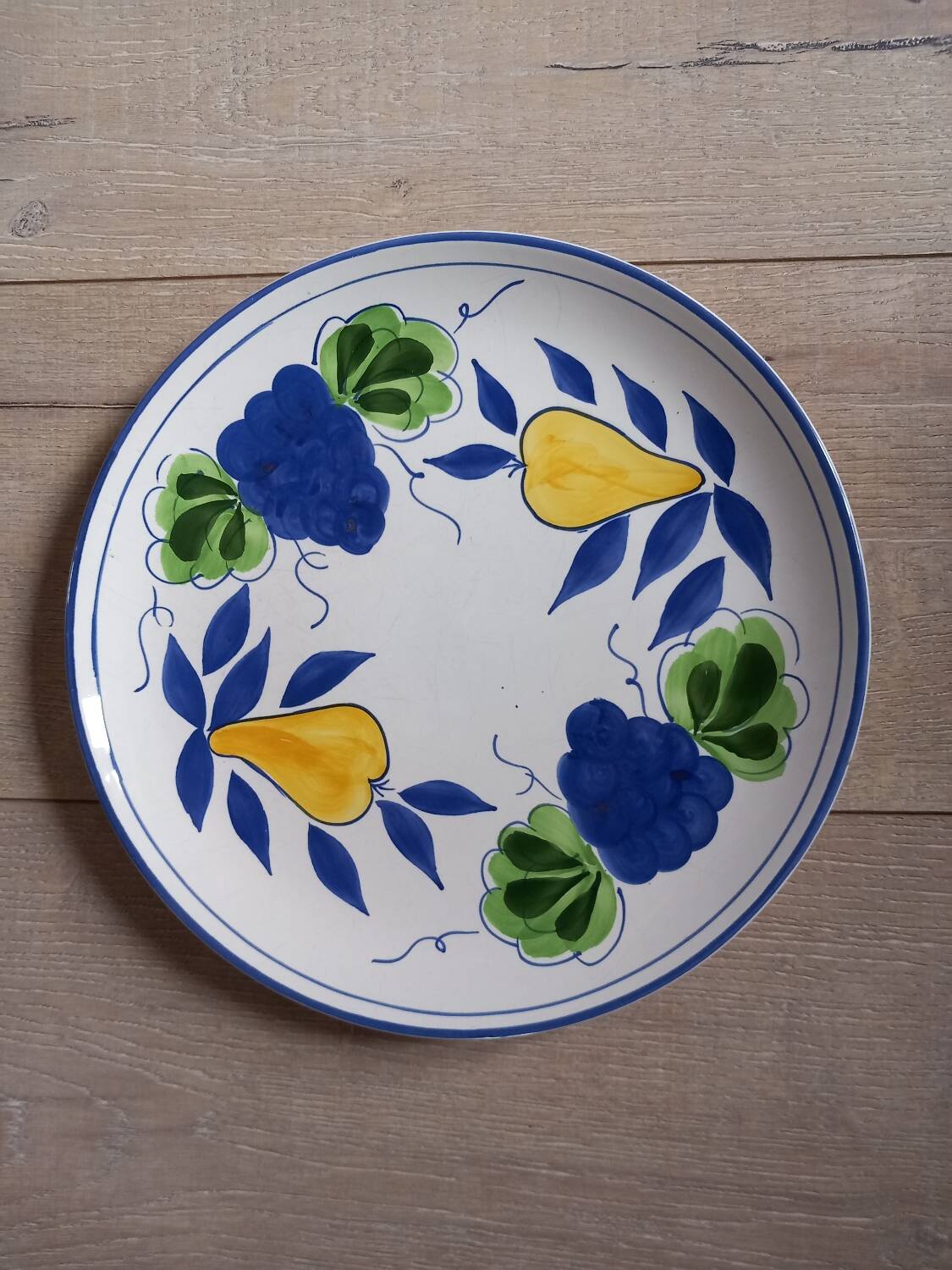 10 vintage dinner plates