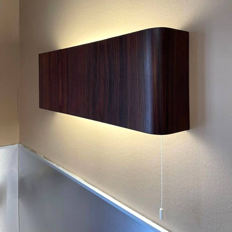 Vintage wall lamp – Scandinavian design & 70s