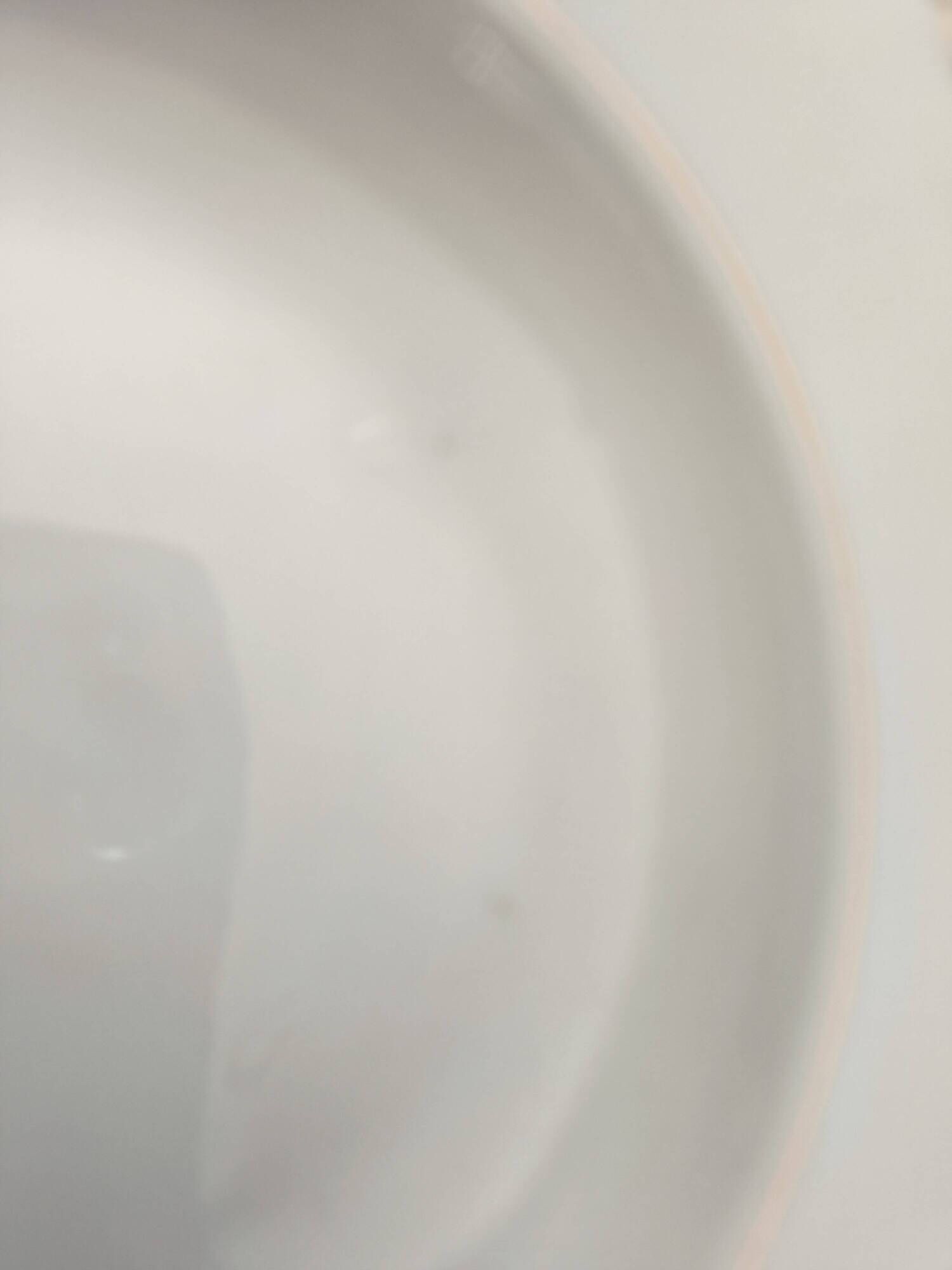 Set of 6 deep plates in fine porcelain from Bohemia with a gold rim.