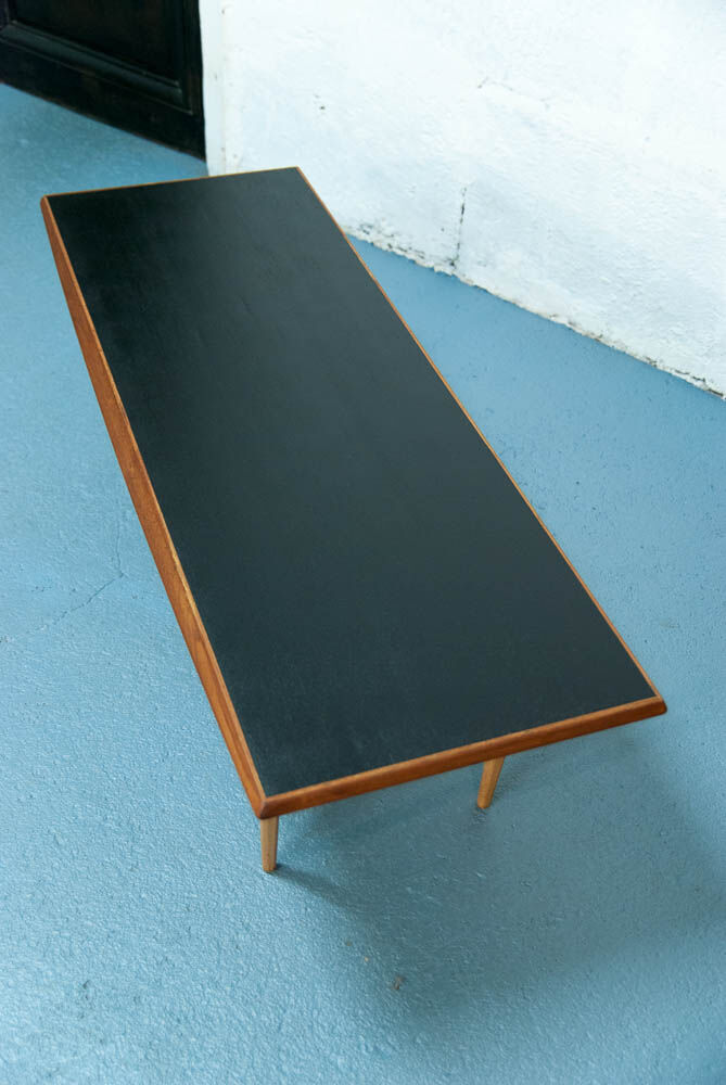 Table low zones 122cm