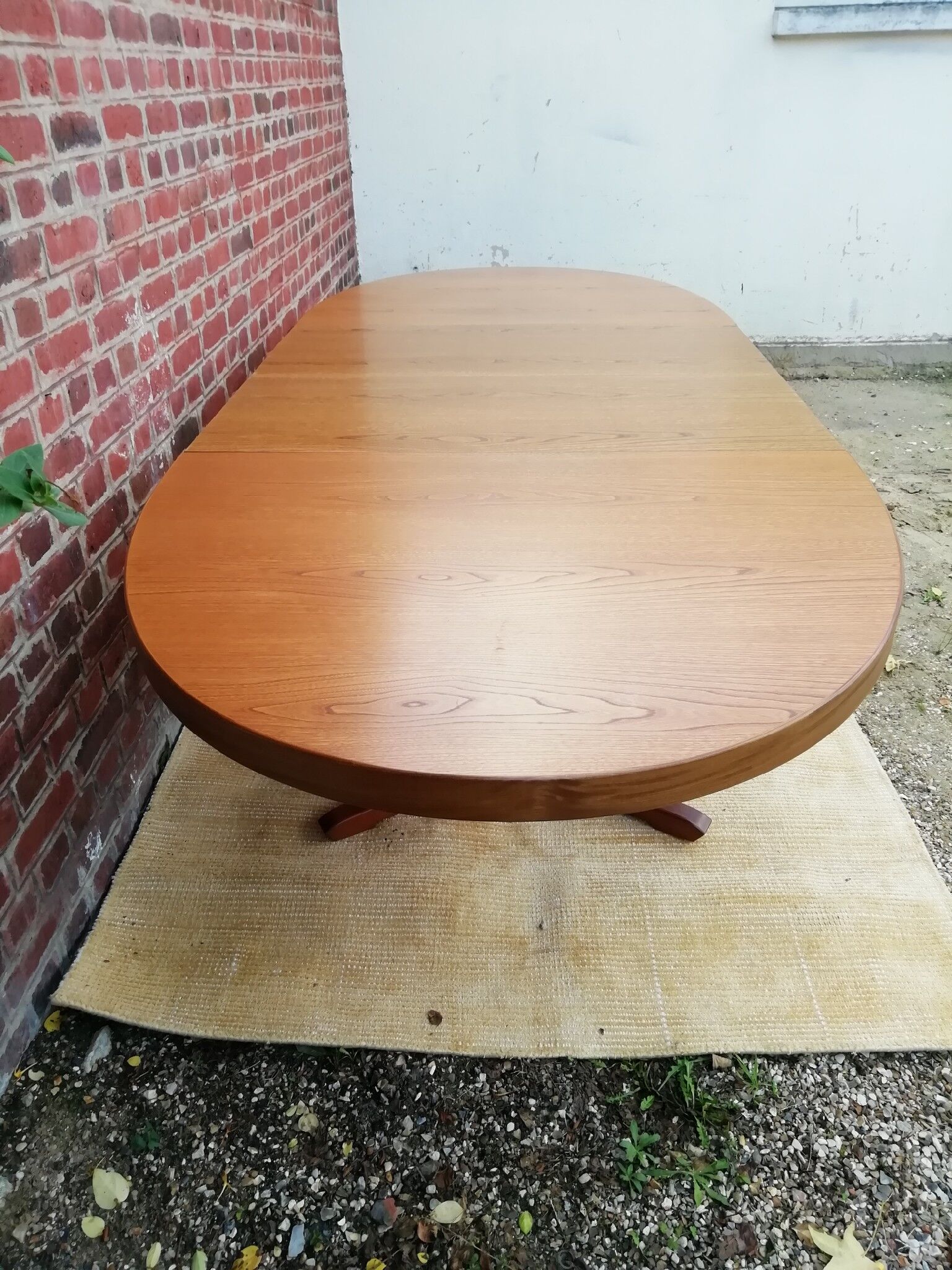 Baumann expandable oval table, 1960