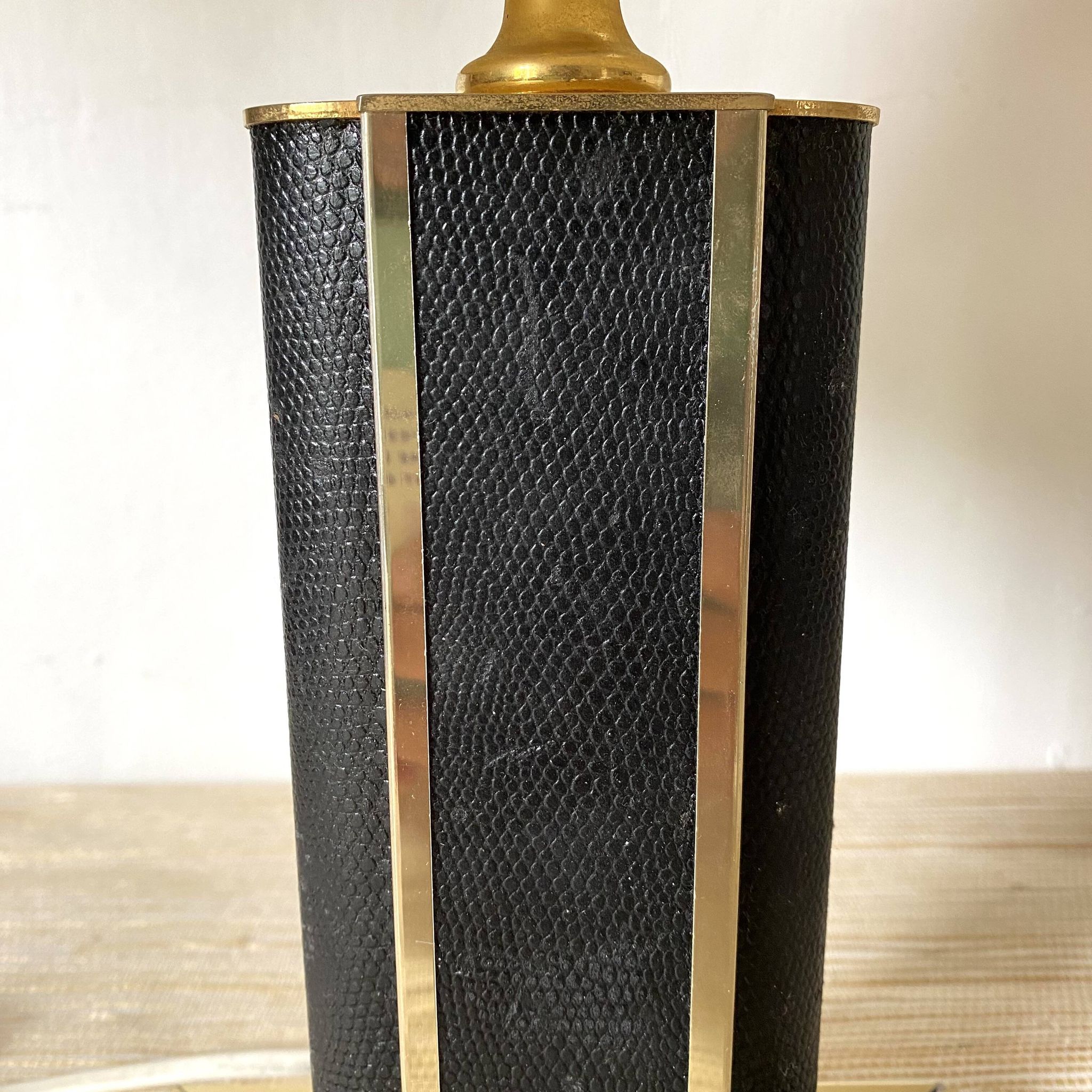 70s-80s living room lamp in leather and gold metal