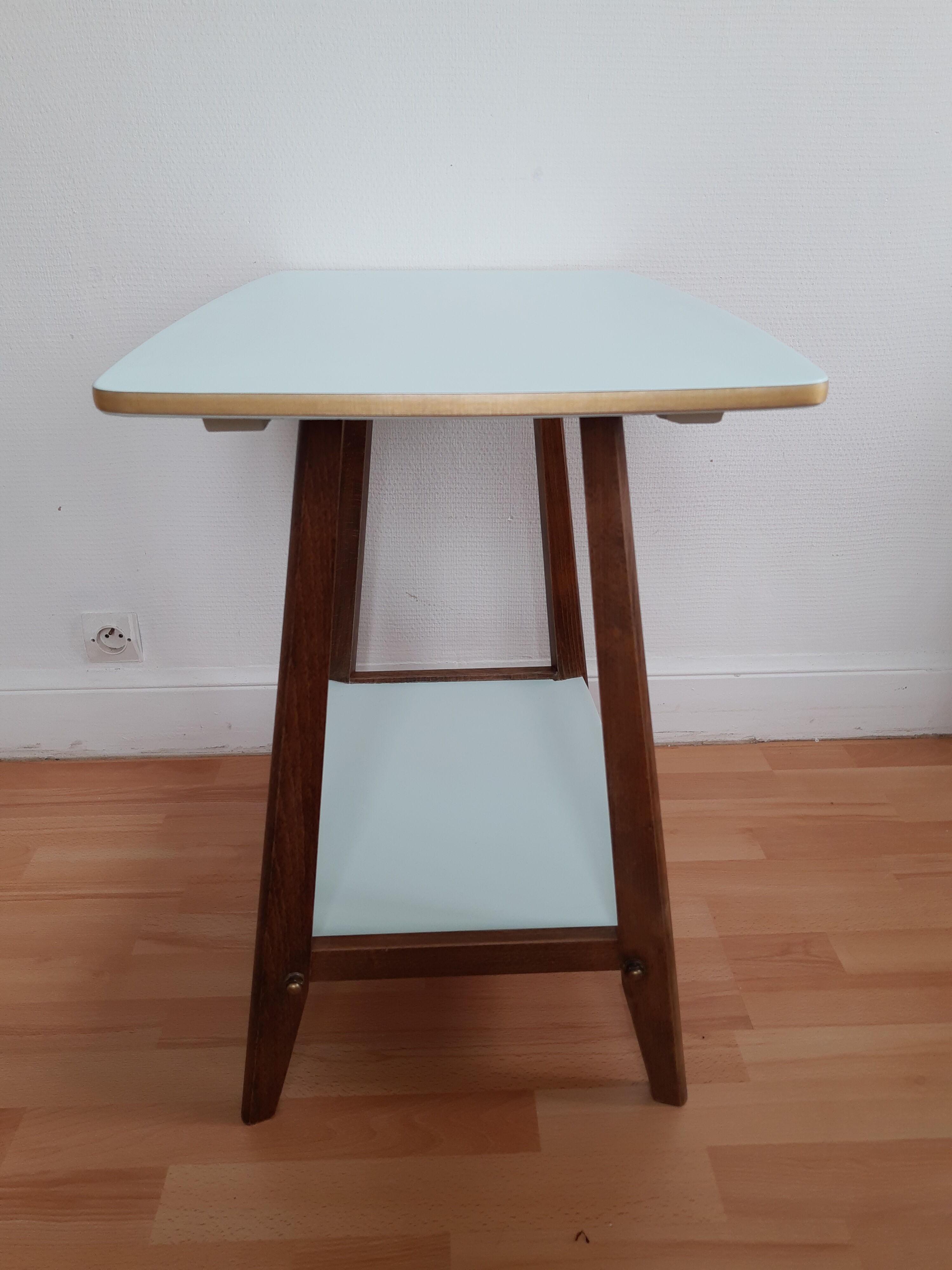 Vintage side table with a makeover