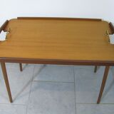 Table d'appoint plateau de service Aase Dreieri Ganddal Norvège  en teck et chêne années 1960