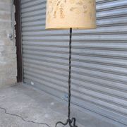 Lampadaire en fer forgé 1950
