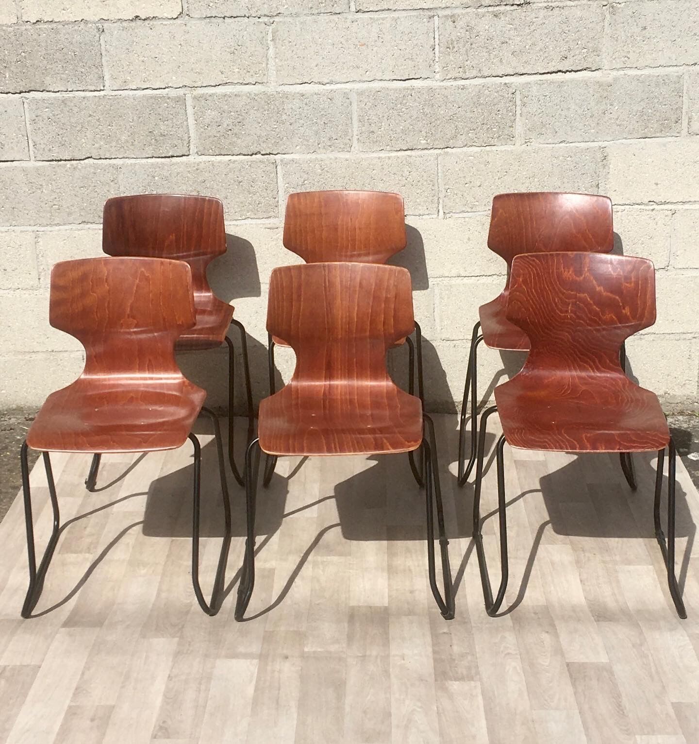 Set of 6 vintage sled chairs