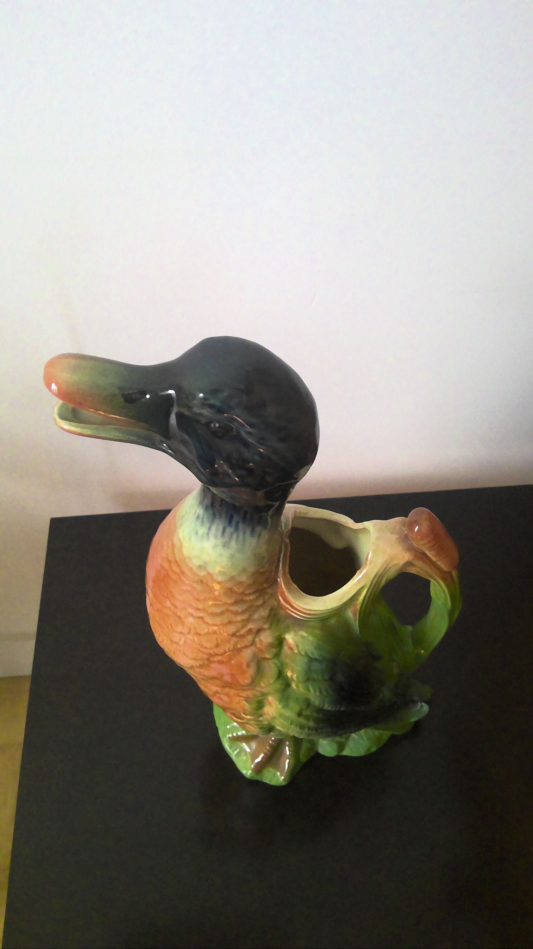 Pitcher in slurry Saint Clement