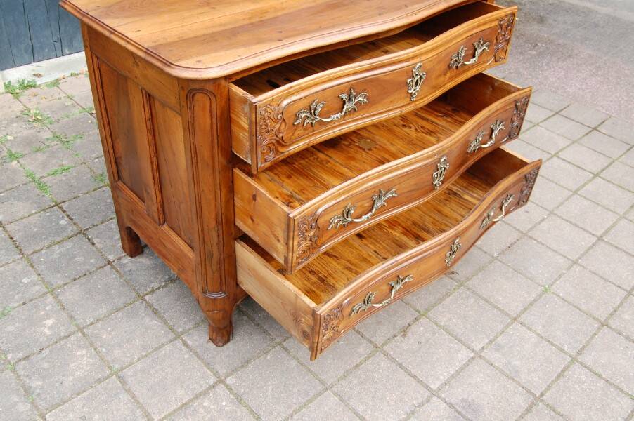 18th-century Louis XV walnut commode.