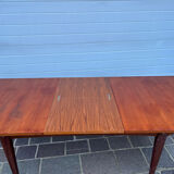 Scandinavian style extendable table