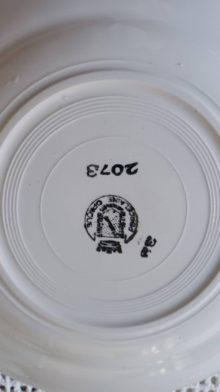 Set of 6 opaque porcelain dinner plates from St Amand
