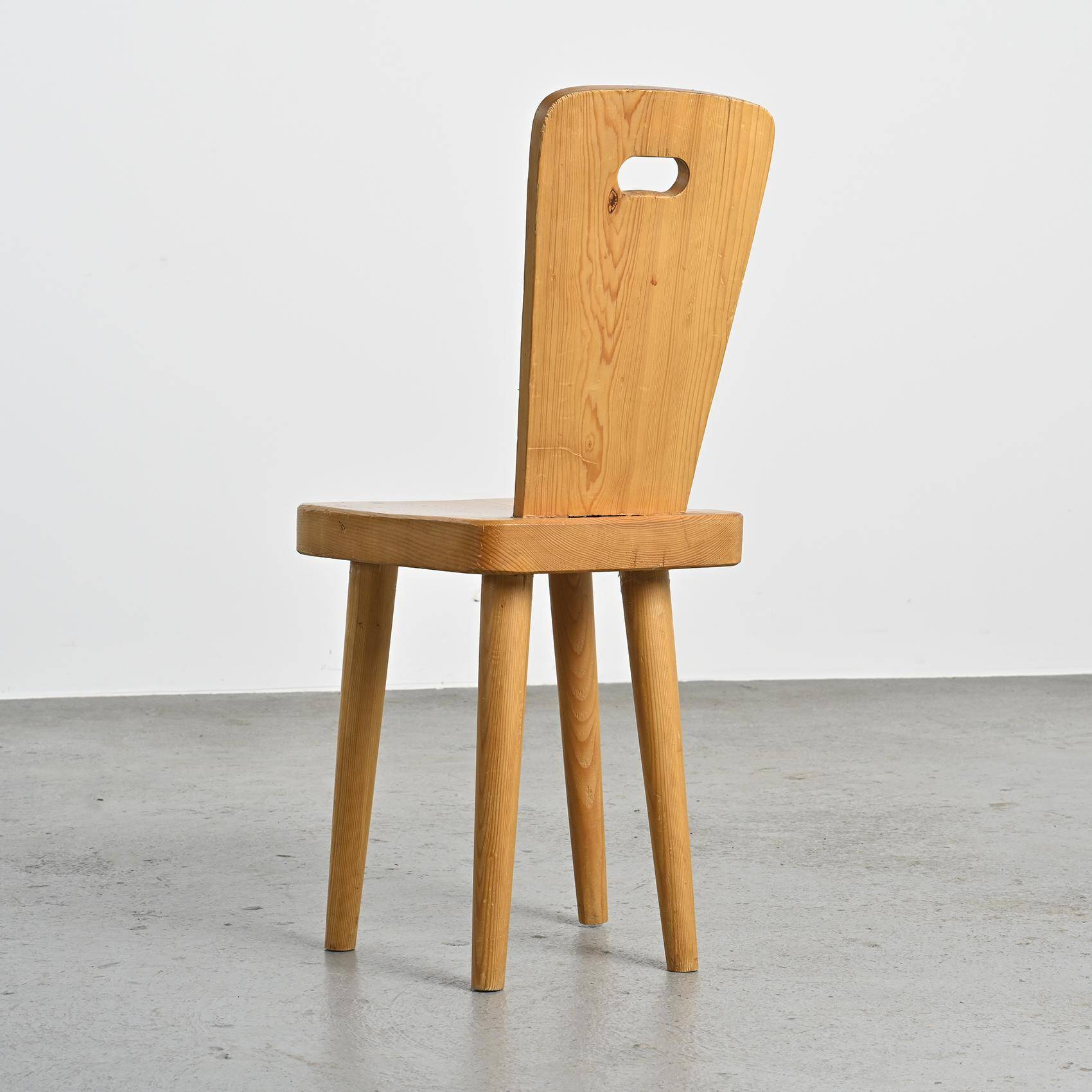Pair of high-backed chairs by Christian Durupt, Méribel 1960