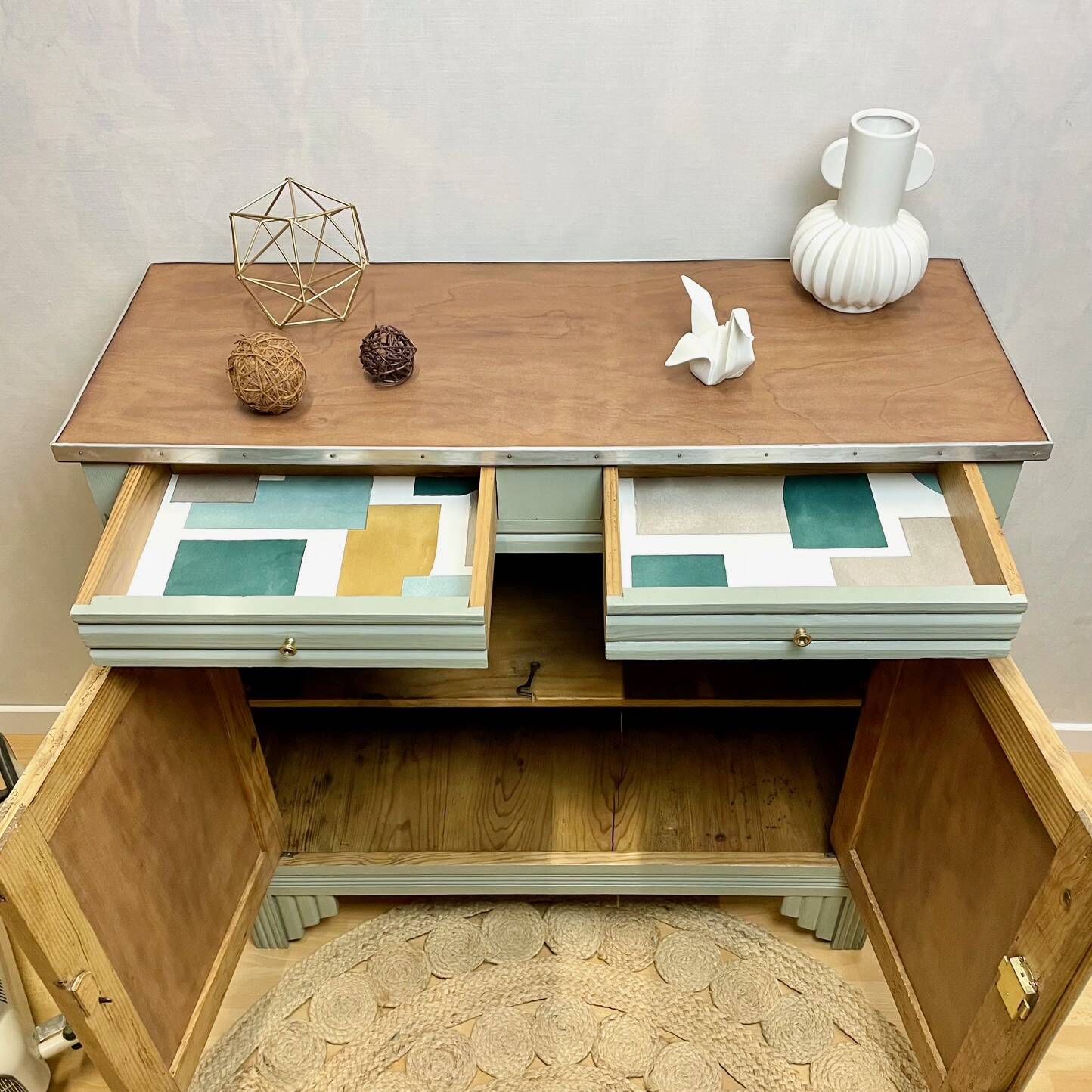 Vintage buffet