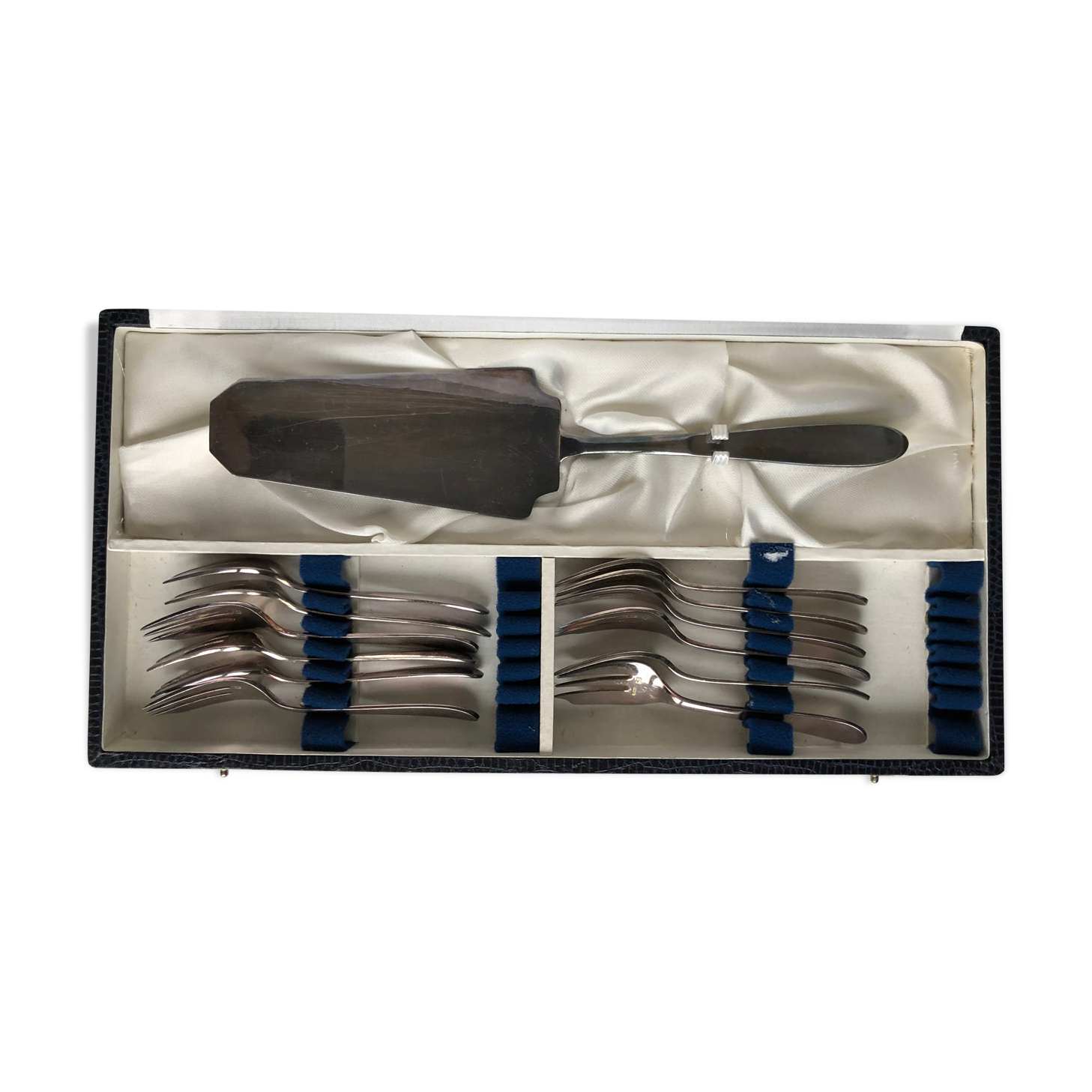 Set of 12 silver metal dessert forks