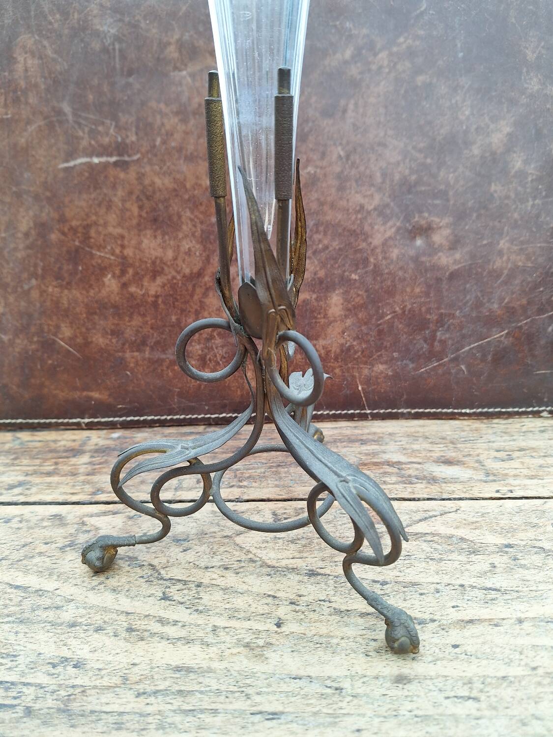 Art nouveau centerpiece/vase