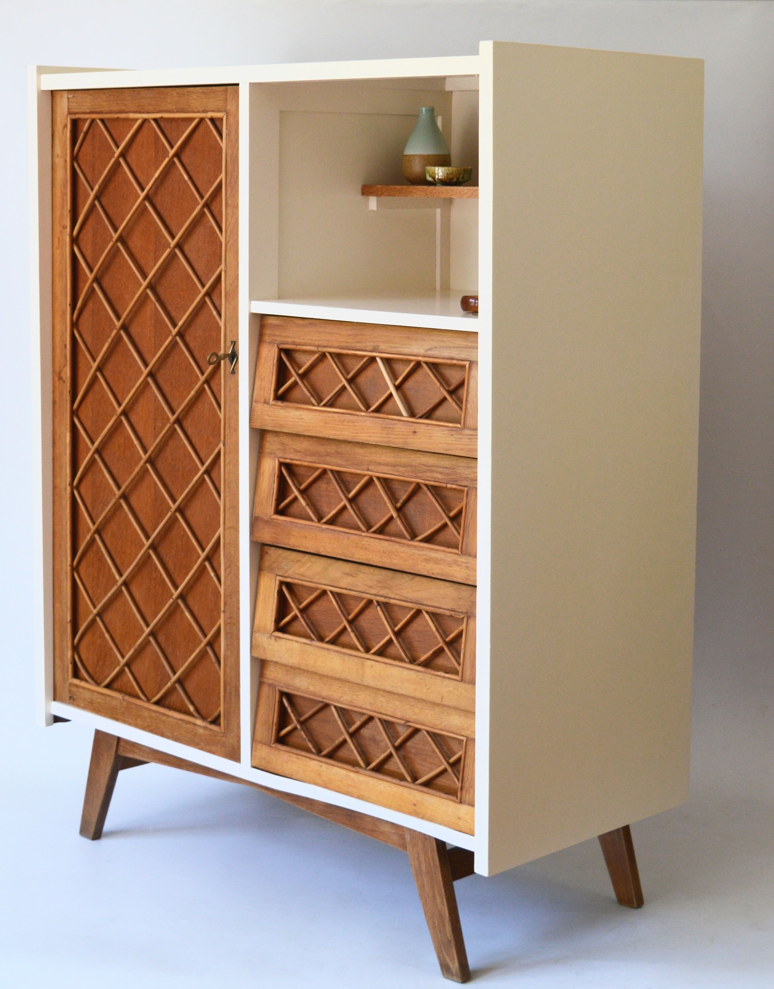 Cabinet rattan