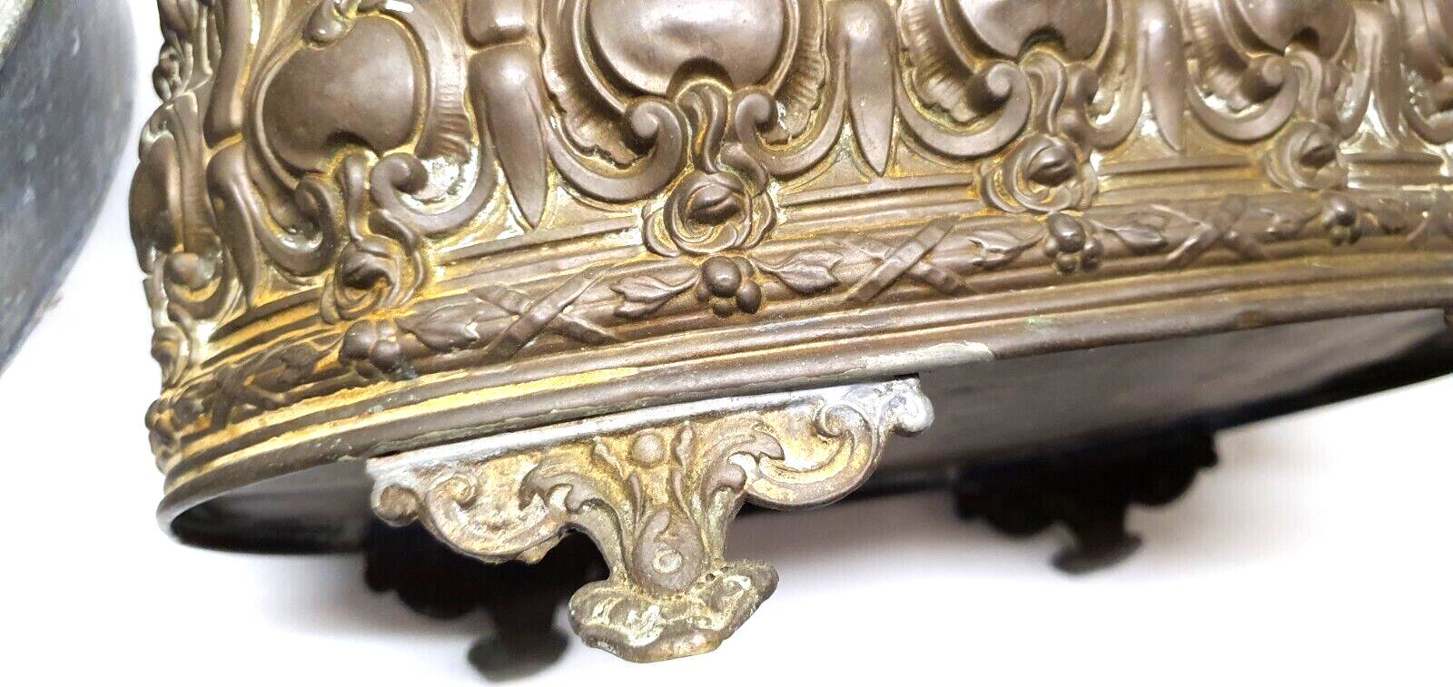 Old planter decorations medallion brass / bronze deco flower garden