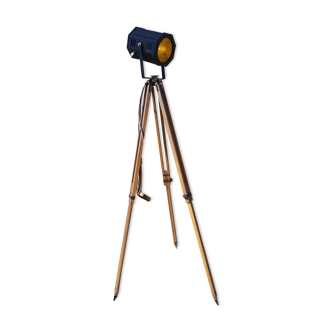 Cinema's industrial floorlamp