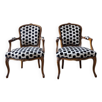 Pair of Louis XV cabriolet armchairs