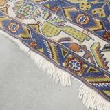Hand-knotted rug with a pattern, 195 x 116 cm