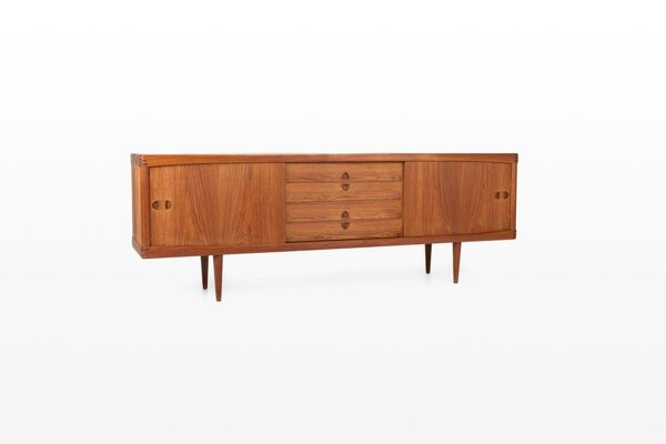 Buffet en teck danois par Henry W. Klein pour Bramin, Danemark, années 1960.