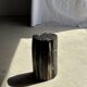 Table d'appoint en bois pétrifié noir
