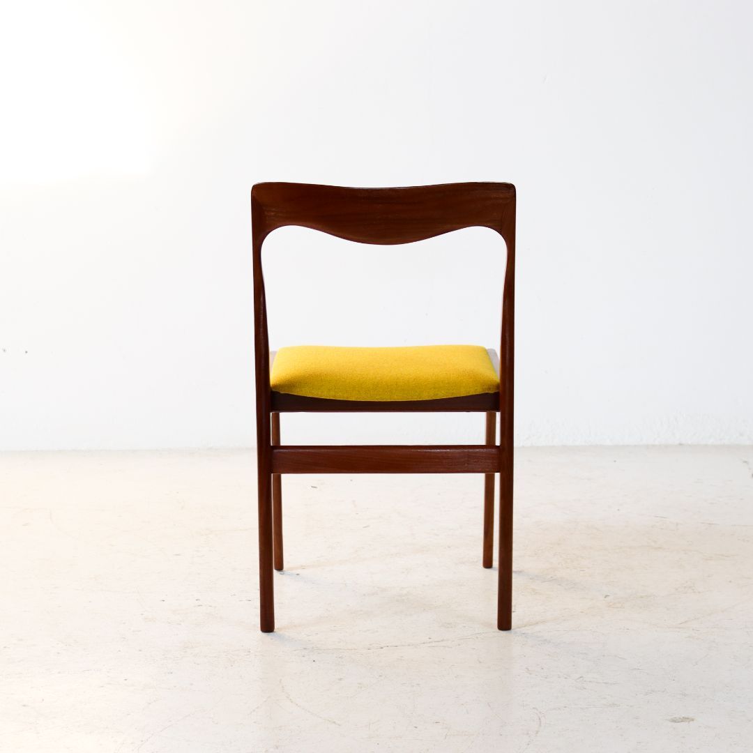 Set of 4 Mid-Century Teak Dining Chairs by AWA Netherlands 1960s