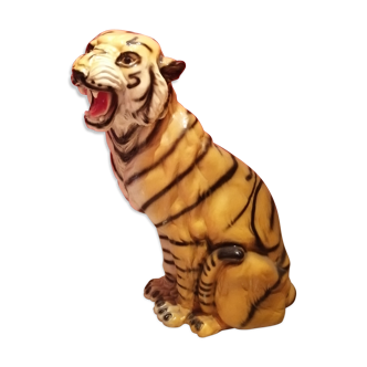 Tigre dressé en céramique