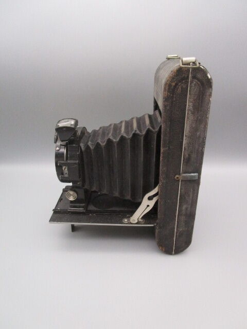 Old bellows camera