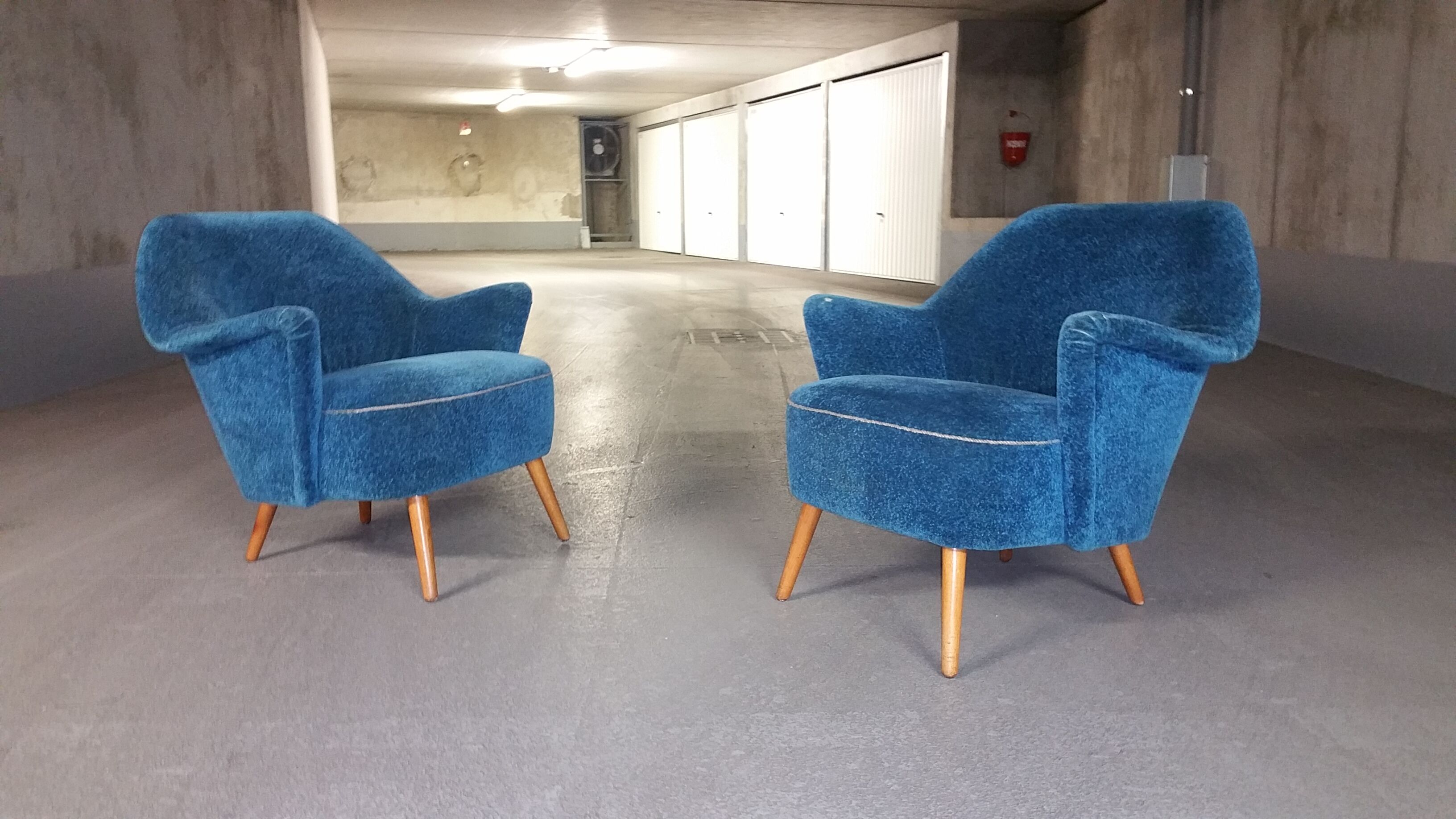 Superb pair of chairs 50 60 organic years