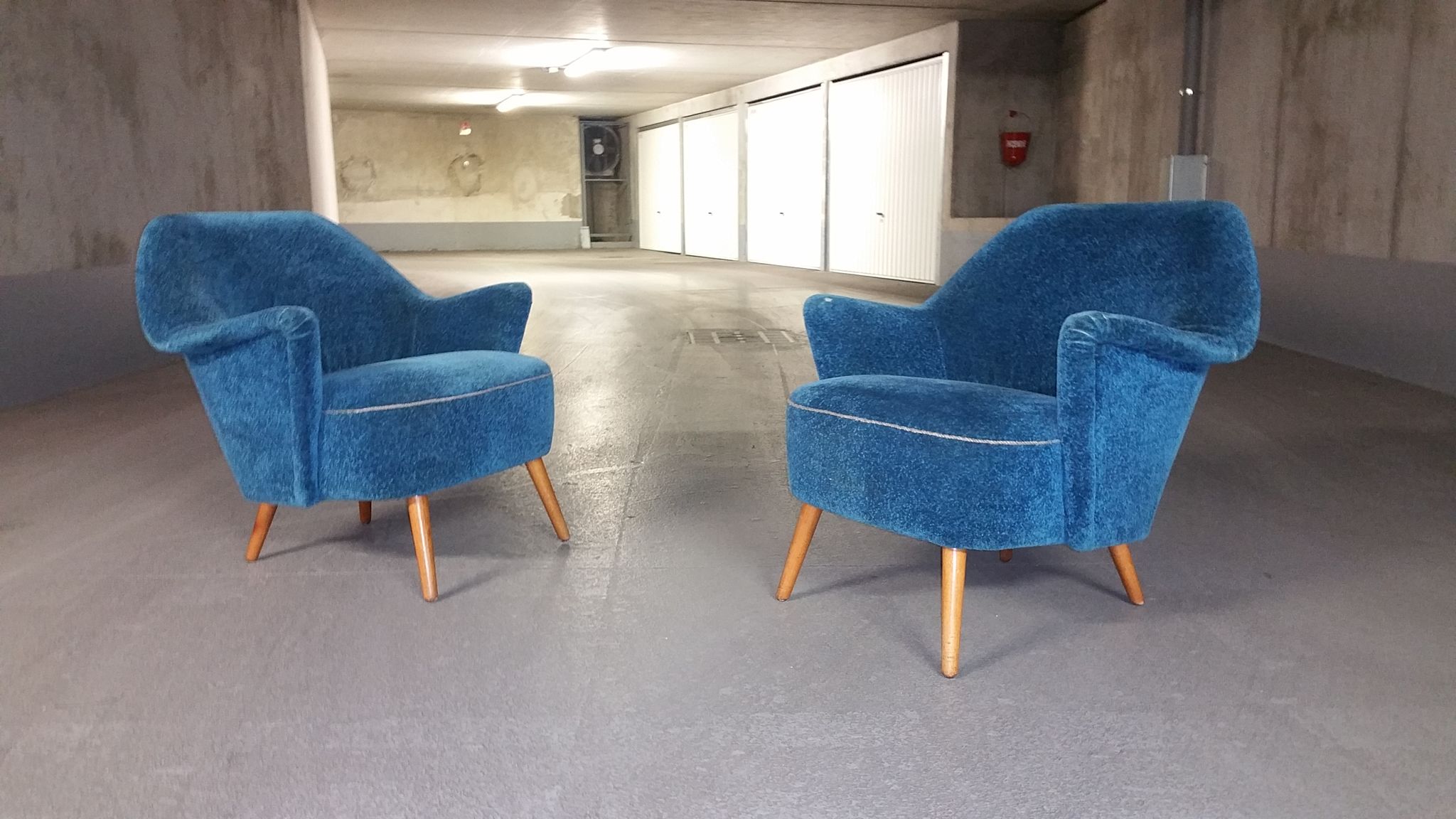 Superb pair of chairs 50 60 organic years