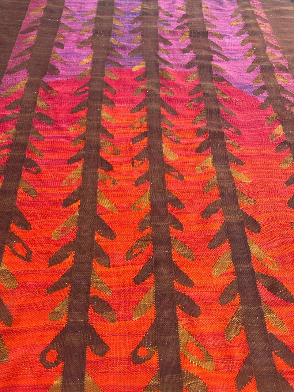 Vintage scandinavian rug from the 70s, hand-woven