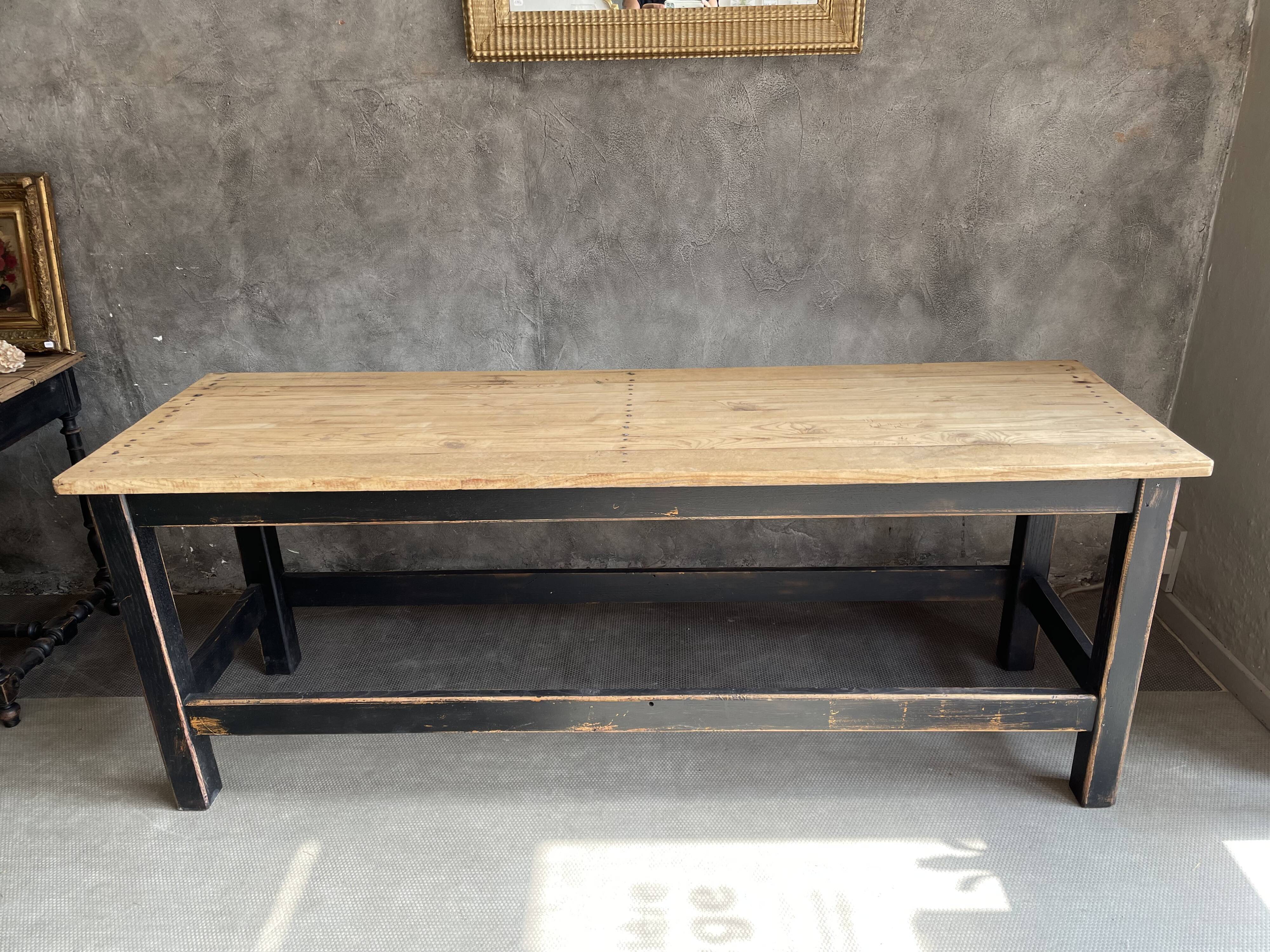 Business console table