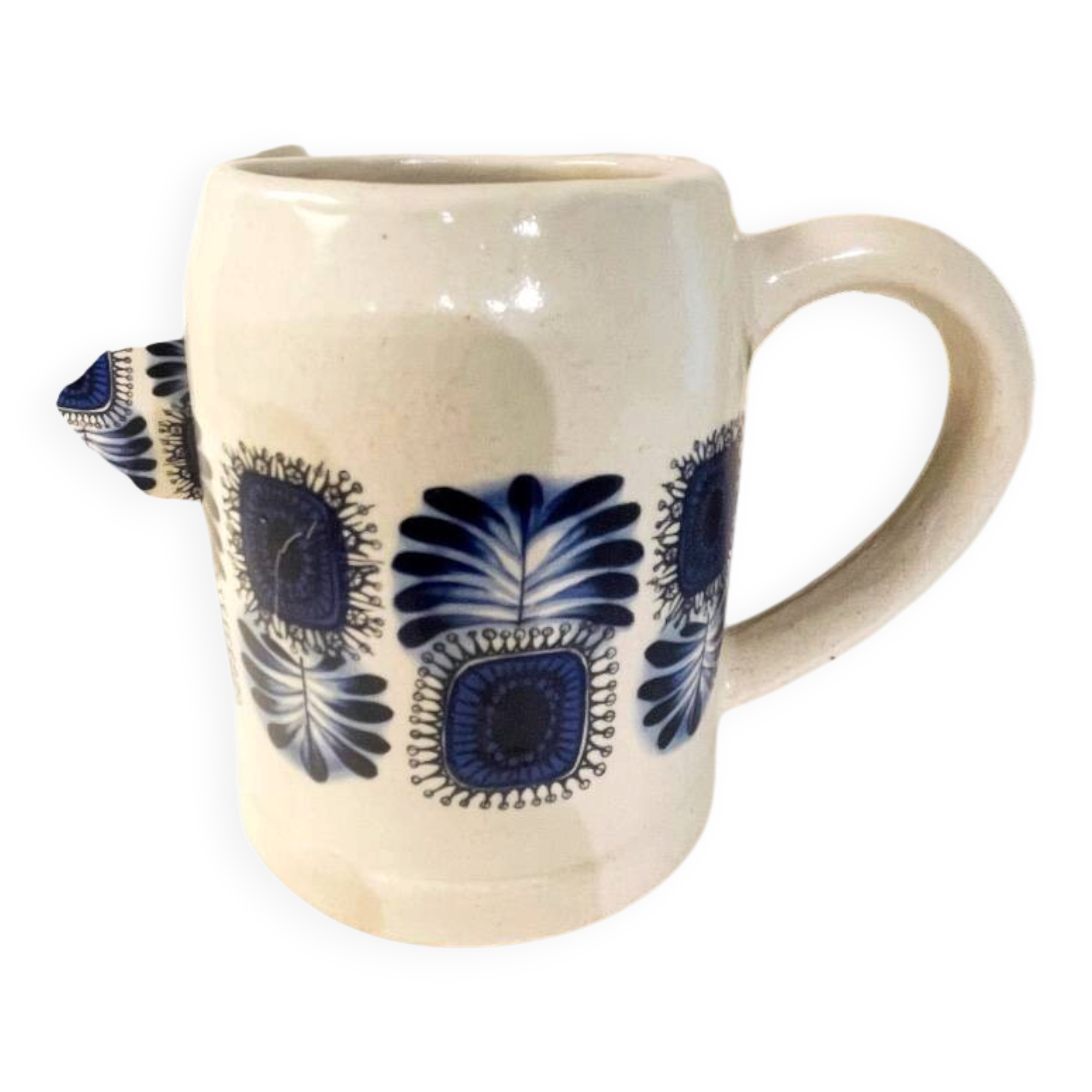 Vintage ceramic mugs from Limoges