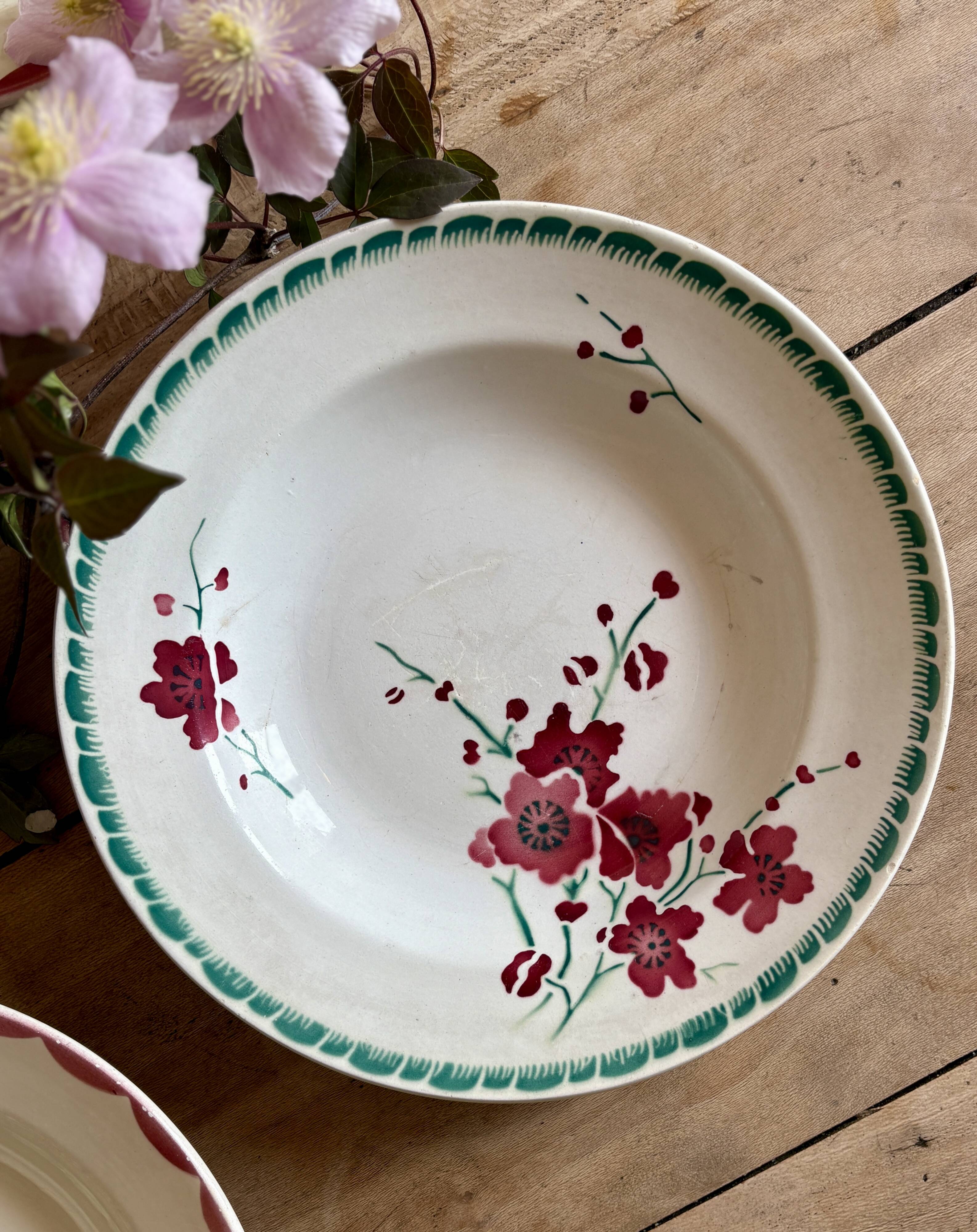 Set of 6 mismatched vintage soup plates